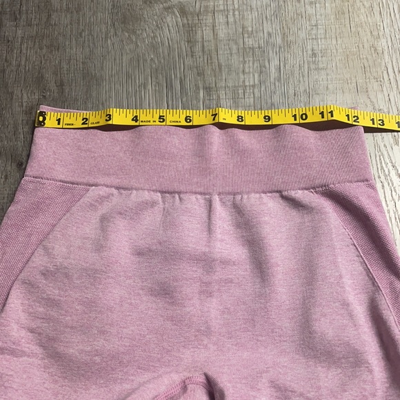 Gymshark Workout Pants - Picture 2 of 3